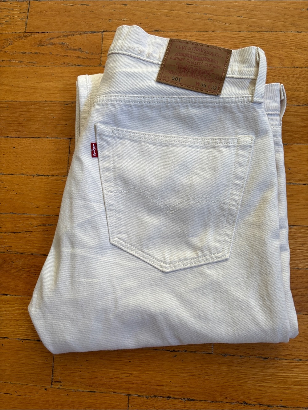 Levi’s 501 36x32 ecru